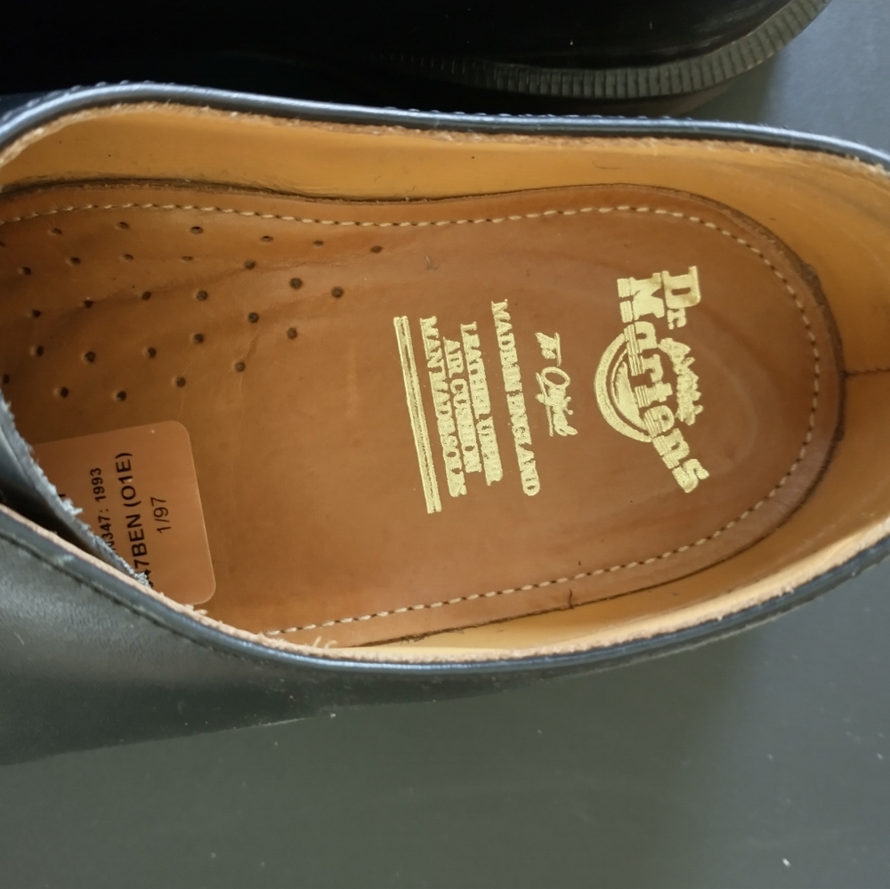 Dr. Marten's Vintage Royal Mail - Picture 5 of 9